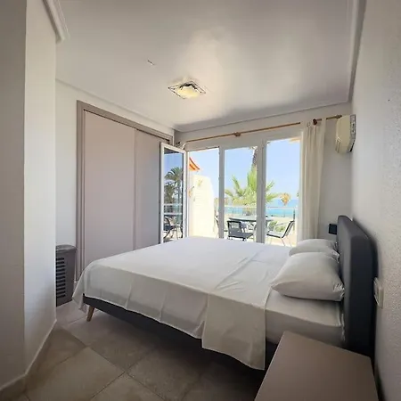 With Sea Views Apartamento Alicante